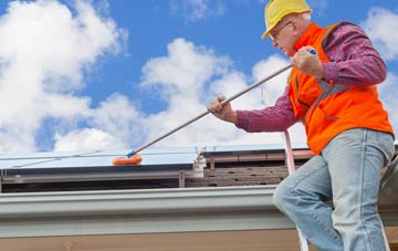 Lingdale soft wash roof cleaning